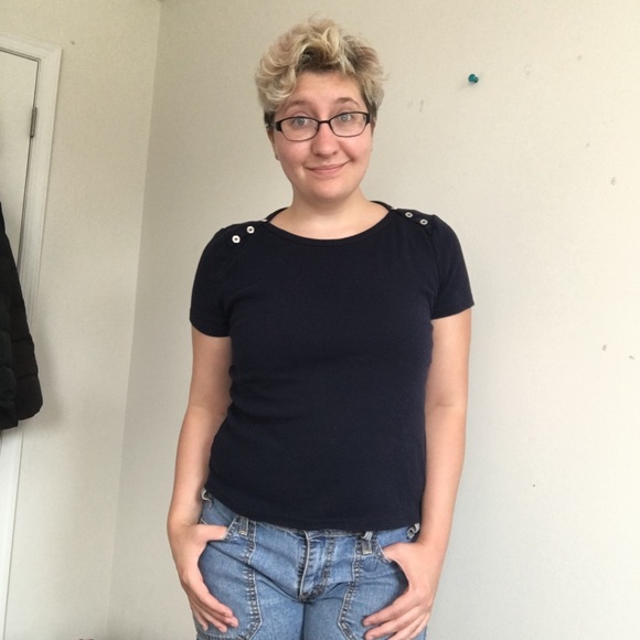 Short sleeve navy blue top