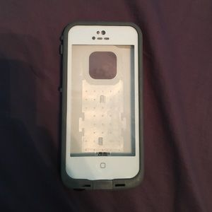 iPhone 5 life proof case