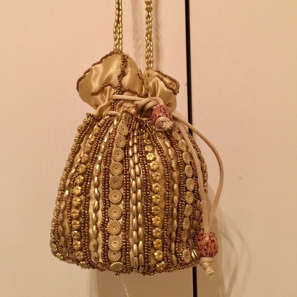 Handbags - ⭐️HOST PICK⭐️Embellished small purse
