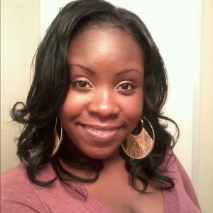 Meet your Posher, Sharonda