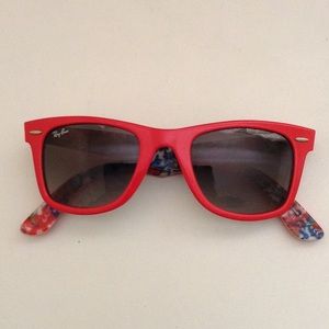 Ray-ban Wayfarer red special series #11 Authentic