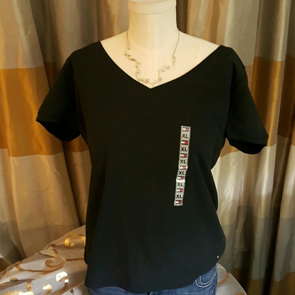 T SHIRT BUNDLE * NWT*