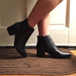 NWT Just Fab "Kelys" Booties