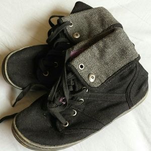 Make offer Like new blowfish booties