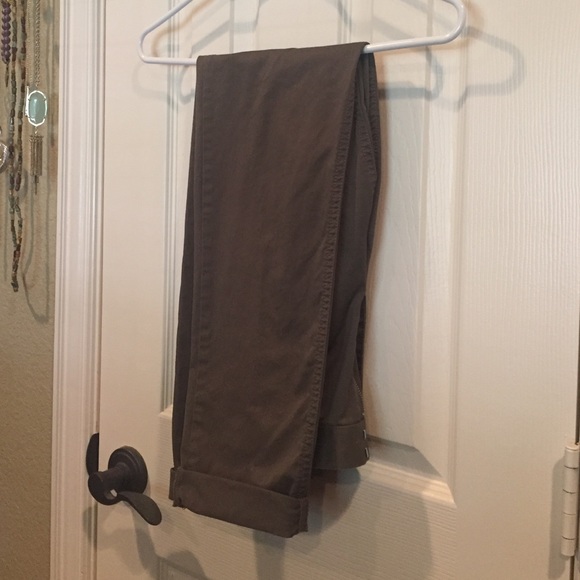 Olive colored, cropped pants from gap