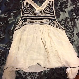 Abercrombie and fitch top