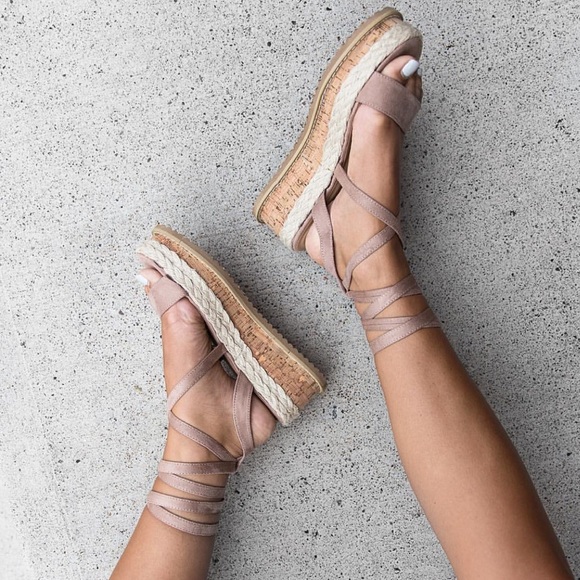 Shoes - Blush Chunky Lace Up Sandals