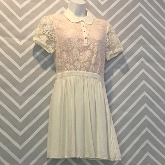 Classic lace pastel dress