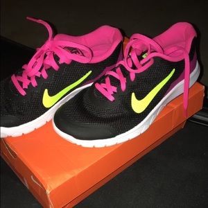 Brand new Nike Flex Experience