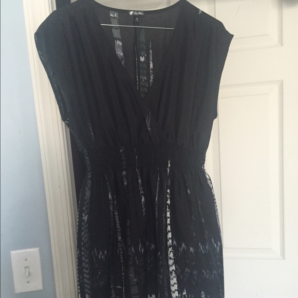 dress - Picture 1 of 1