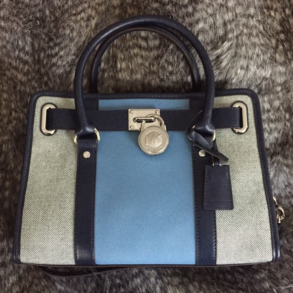 Michael Kors Handbags - Authentic Michael KORS Handbag