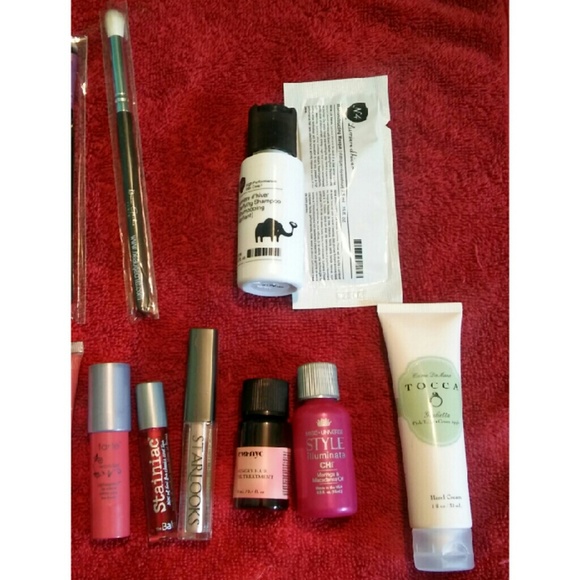 Makeup lot - Picture 2 of 2