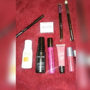 Makeup lot