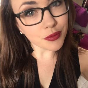 Meet your Posher, Chrissy