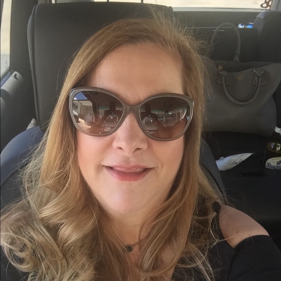 Meet your Posher, Jane