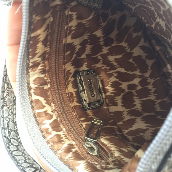 🔻GUESS Handbag🔻 - Picture 2 of 4