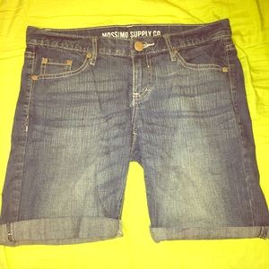 MOSSIMO SUPPLY CO. Bermuda shorts