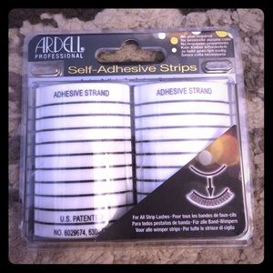 Eyelash Strips Adhesive