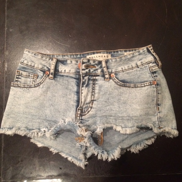 Bullhead low rise shorts