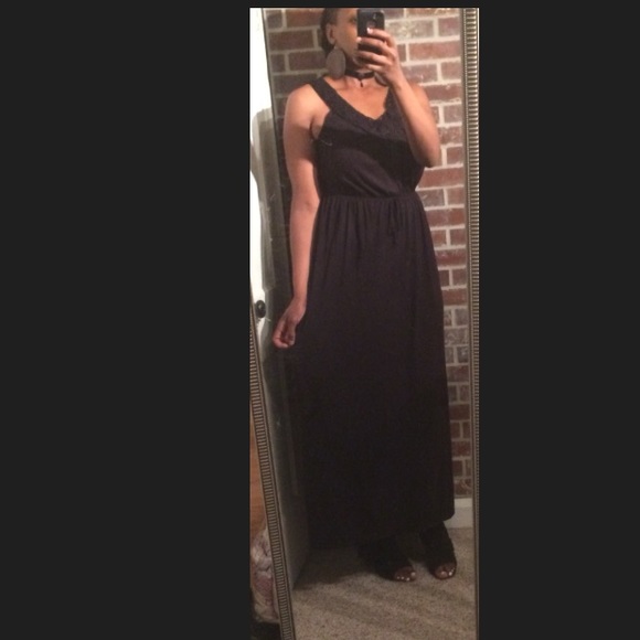 Black Maxi Sun Dress - Picture 4 of 4