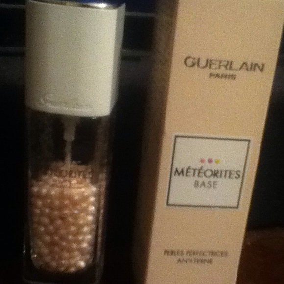 Guerlain Meteorites AntiDullness Perfecting Primer