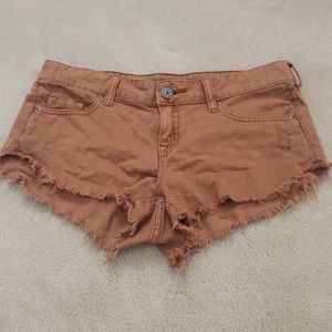 BDG UO LOW RISE DOLPHIN SHORTS