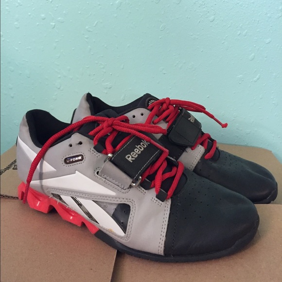 Reebok Lifters. SIZE 8