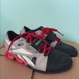 Reebok Lifters. SIZE 8