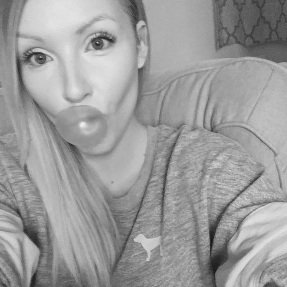 Meet your Posher, Shannon - Picture 1 of 1