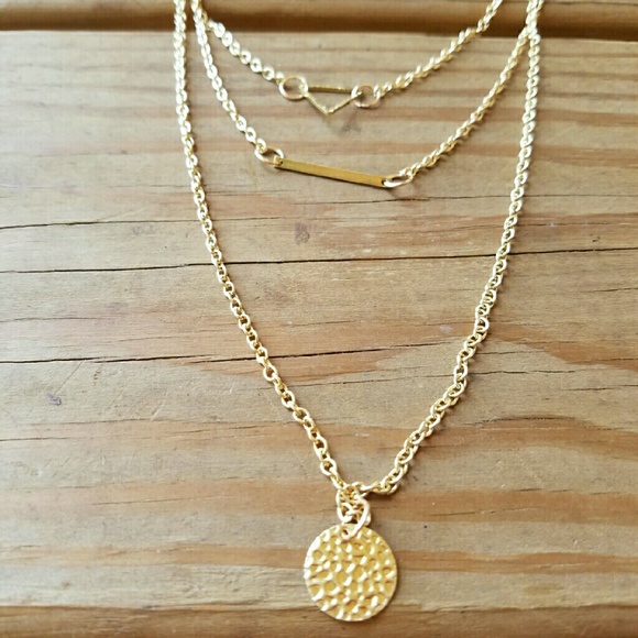 Wila Jewelry - NEW Delicate 3 Layered Gold Triangle Necklace