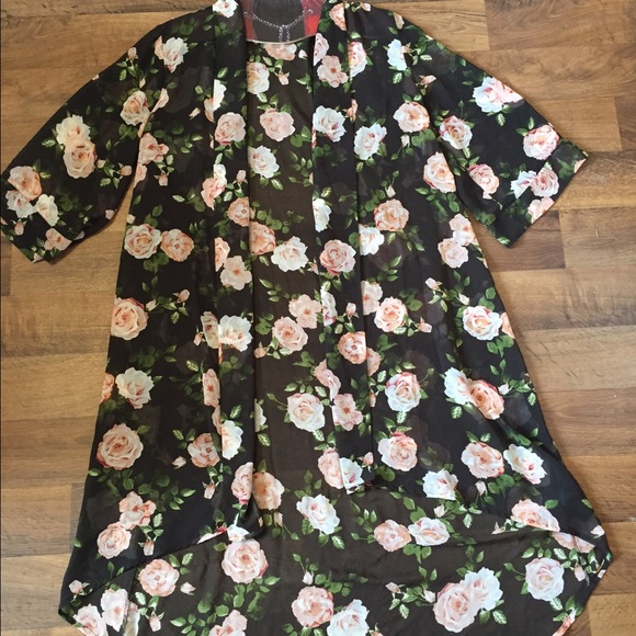 🌹Rose Kimono 🌹