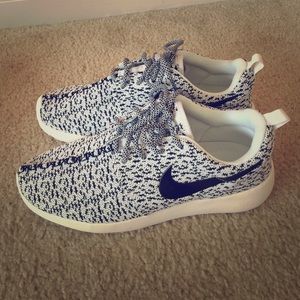 Nike Roshe shoes