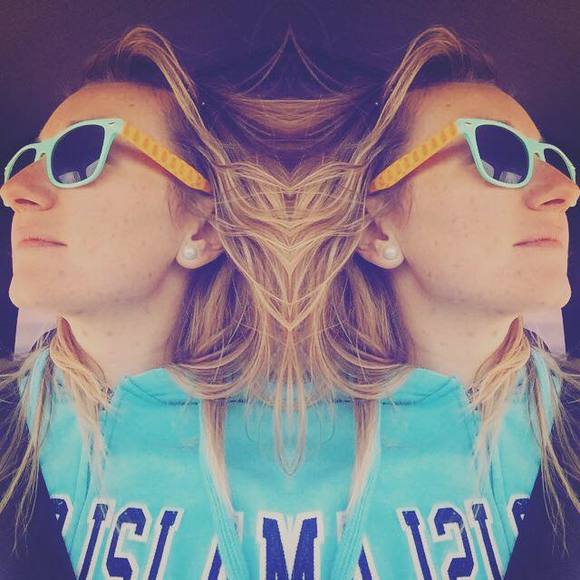 Meet your Posher, Jenn - Picture 1 of 1