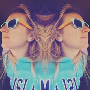 Meet your Posher, Jenn