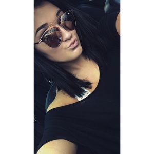 Meet your Posher, Jacey