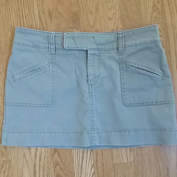 AE green khaki mini