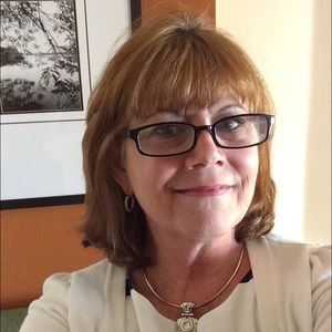 Meet your Posher, Mary jo