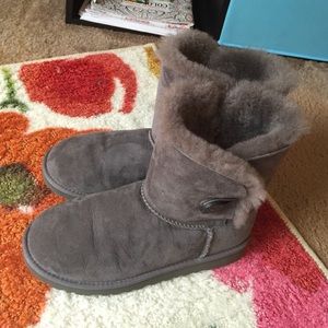 Size 5 Ugg Grey Boot