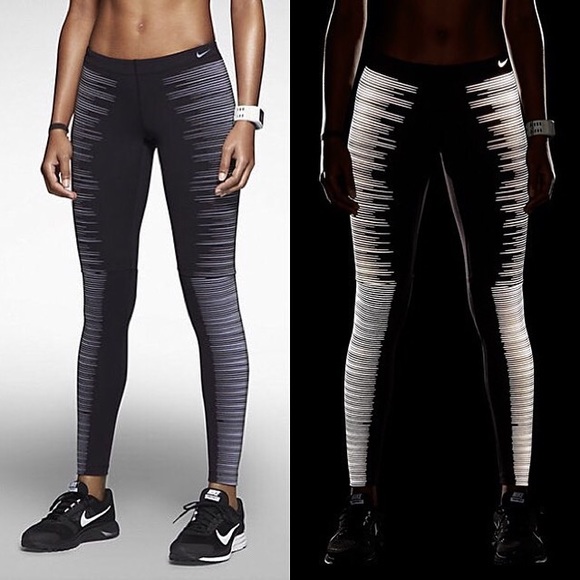 Nike Pants - FLASH SALE ❤️ BNWT Nike Pro Flash Leggings