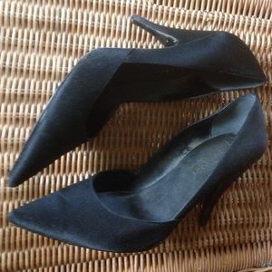 Black Pointy Heels