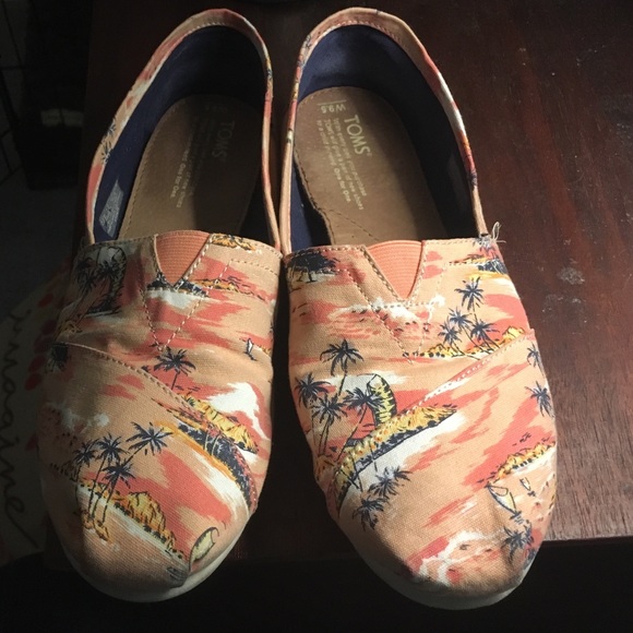 TOMS Shoes - Toms-size 9.5