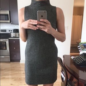Sleeveless Banana Republic Dress
