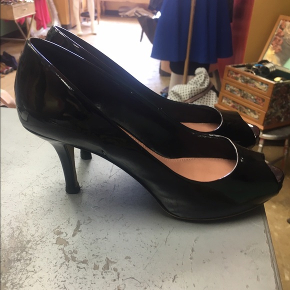 Shoes - Vince Camuto black patent pumps