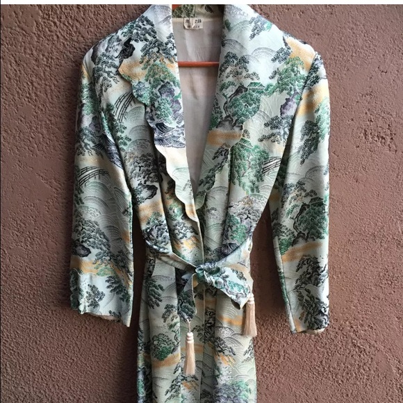 Vintage 1930s Brocade Dressing Gown Robe Tassels - Picture 3 of 4