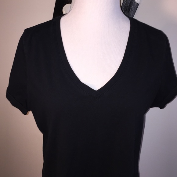 ❗️2 for 1 $ black short sleeve sleepwear shirts❗️