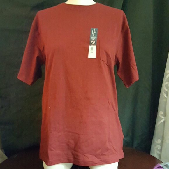 *NWT* TSHIRT