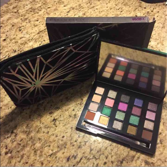 Urban decay Vice 4