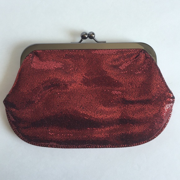 Express Ruby Clutch - Picture 1 of 3