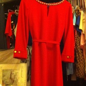 A new Tahari Woman dress with price tag!