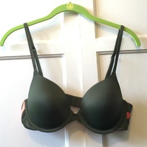 Victoria's Secret PINK Lightly Lined Demi 34B